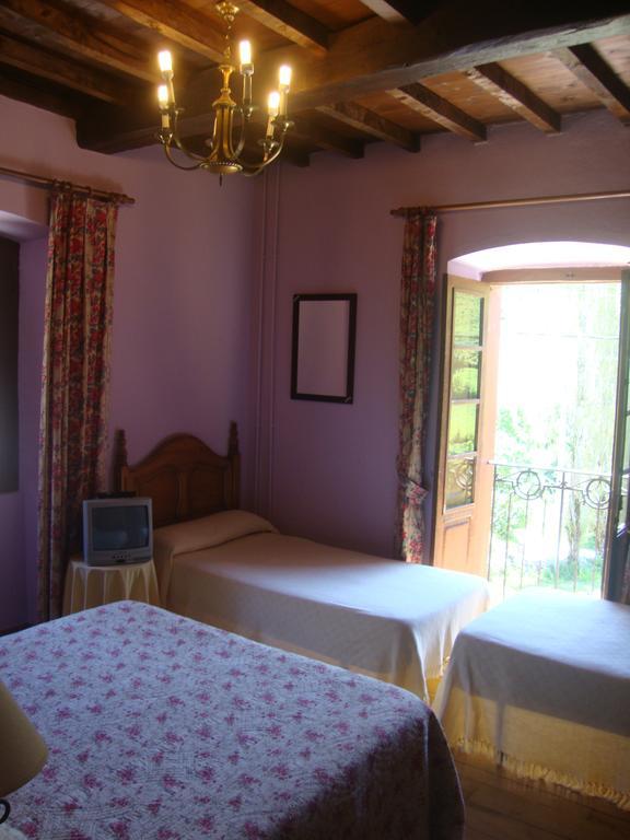 Hotel Rural Genestoso ภายนอก รูปภาพ