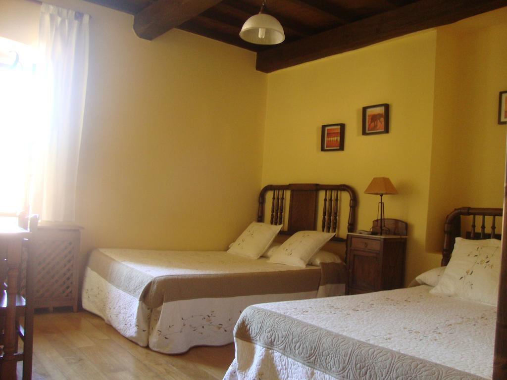 Hotel Rural Genestoso ภายนอก รูปภาพ